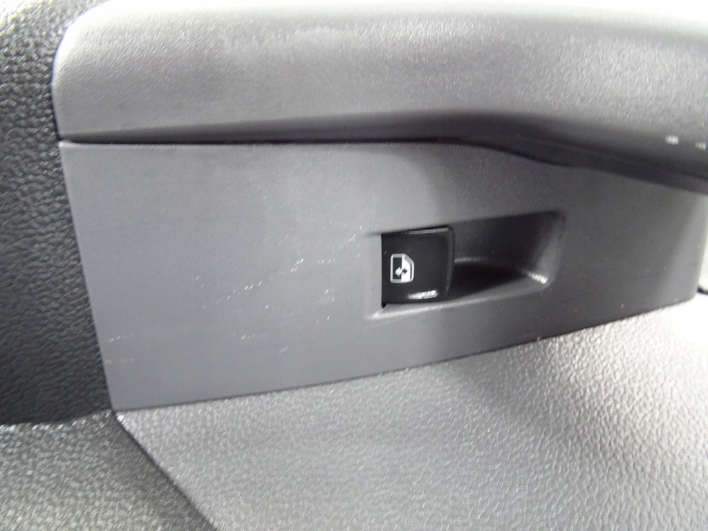 фото №7, Vw t-cross обшивка дверь правое задняя 2gm867212