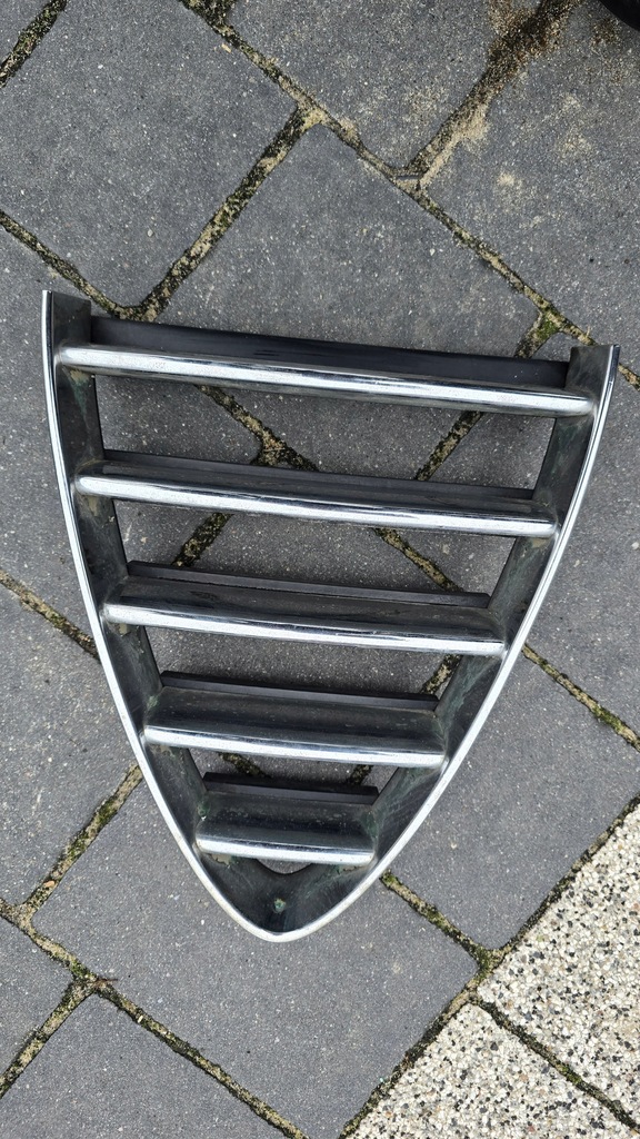 фото №1, Решітка радіатора радіатора решітка радіатора alfa romeo 156 lift