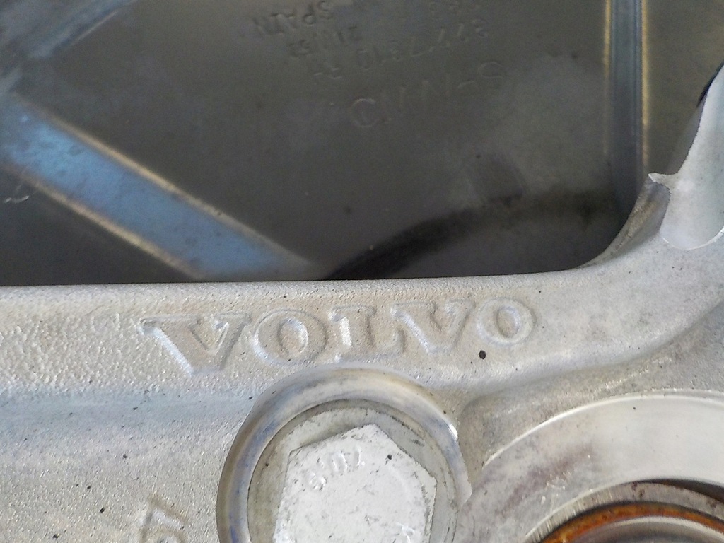 фото №7, Volvo xc40 17-21 1.5 ступица поворотный кулак перед правая