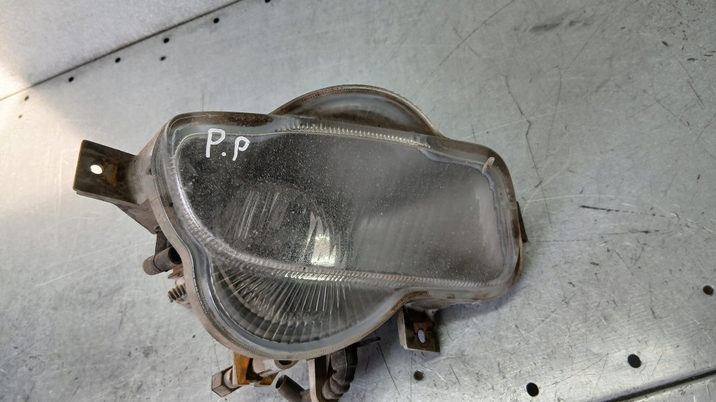 фото №1, Противотуманная фара volvo оригинальный номер 8620229