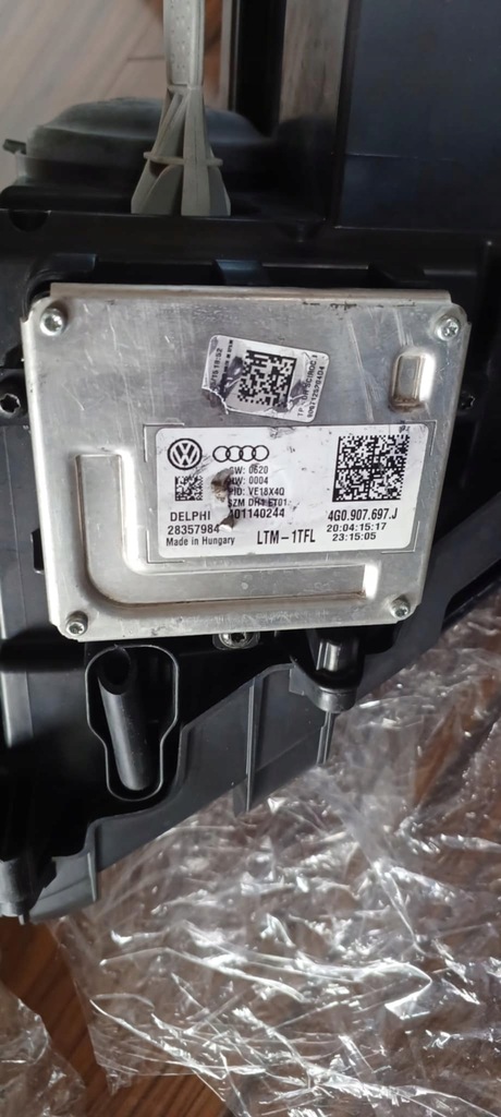 фото №10, Vw touran ii лампа перед bi ксенон led левая правая 1t1941751g