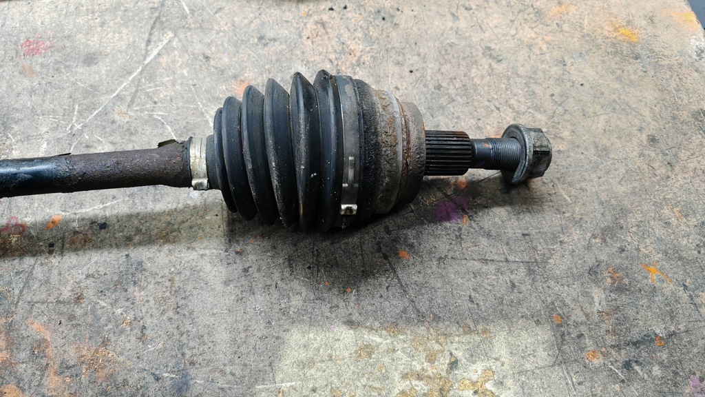 фото №8, Приводной вал левый перед короткий mercedes r klasa w251 3.0 cdi 4matic a2513301301