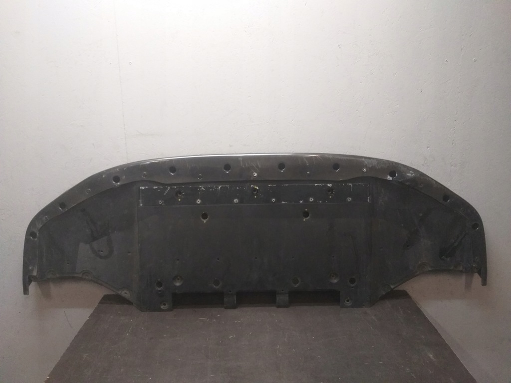 фото №1, Бампер перед накладка nissan gtr lift 11-16