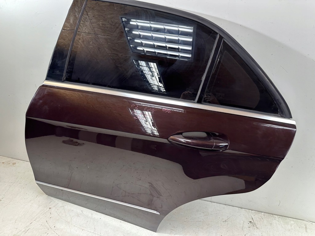 Дверь левая задний mercedes e-klasa 212 седан с Разборки