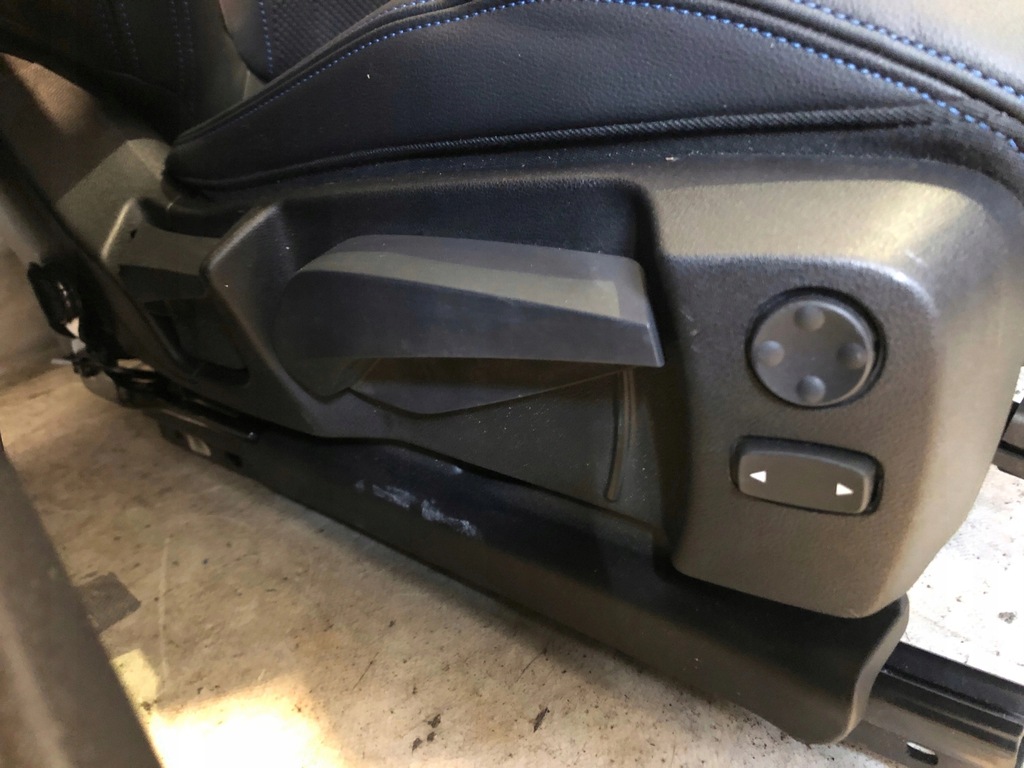 фото №8, Сидіння оббивка шкіра m-pakiet bmw x4 g02 підігрів