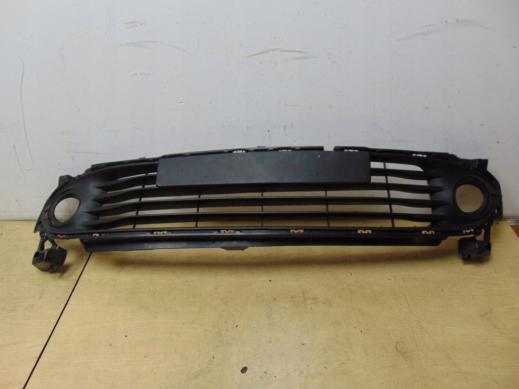 фото №1, Решётка w бампер средняя renault clio iv 622542958r