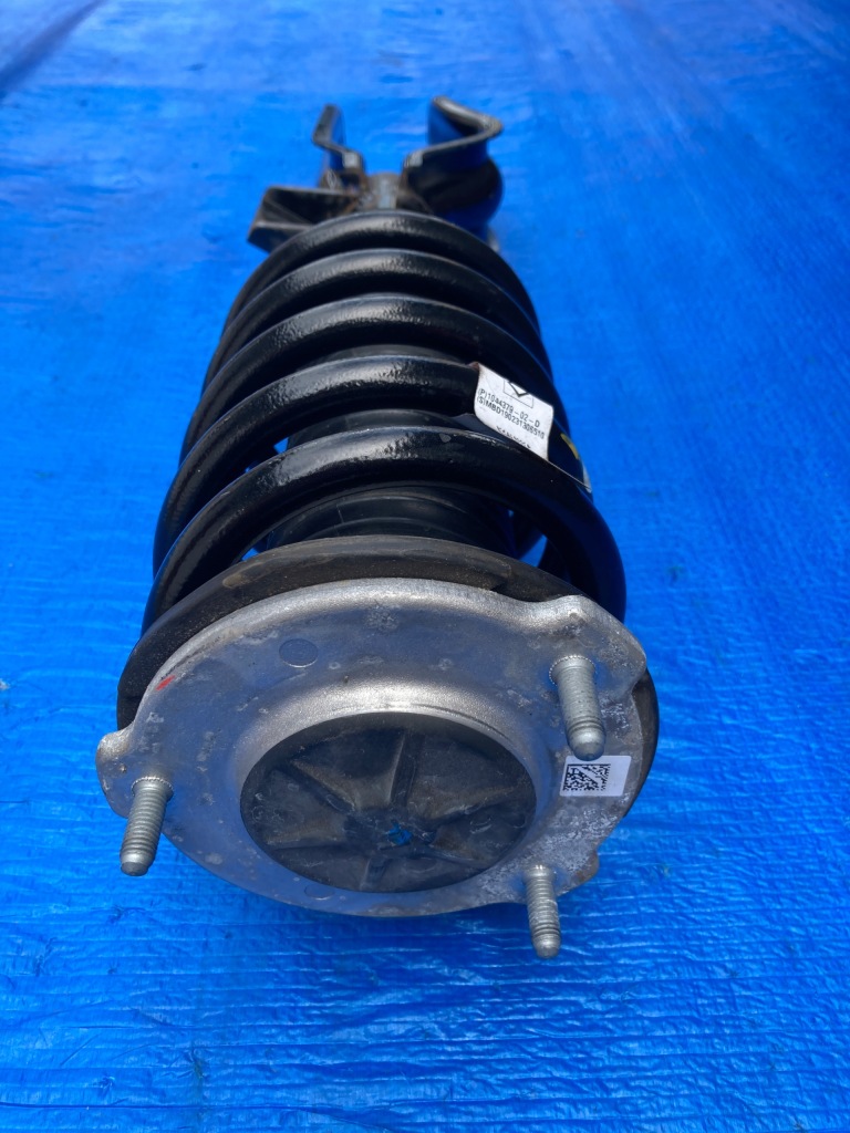 Амортизатор левый передний tesla model 3 с Разборки