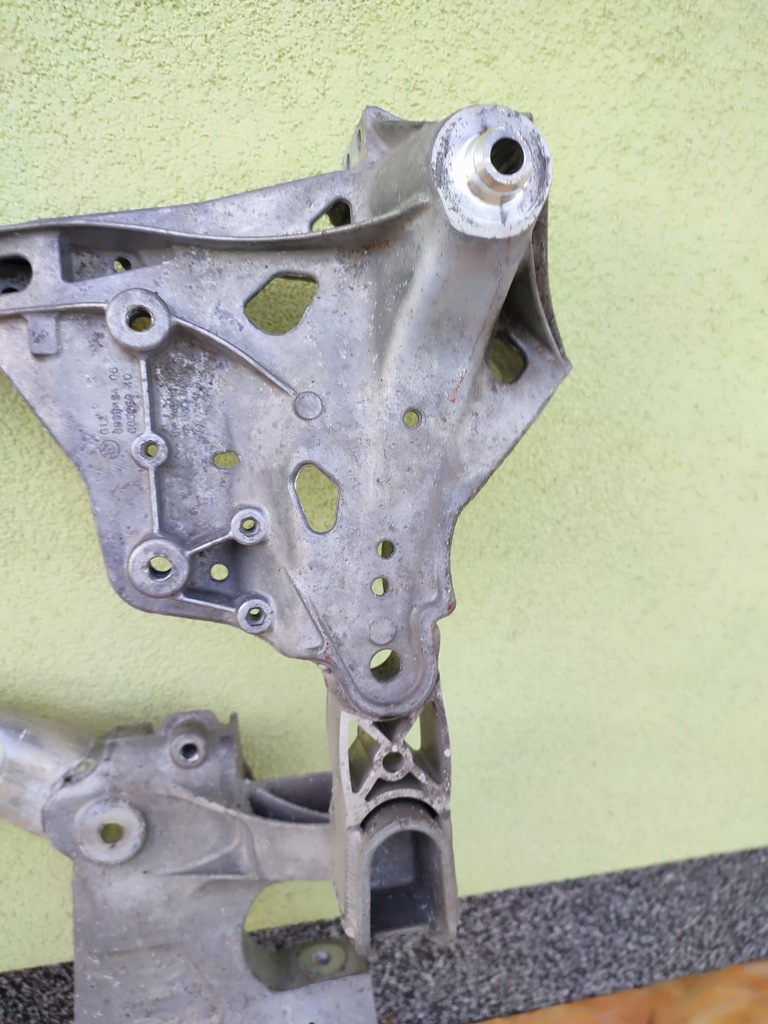 фото №8, Підрамник підрамник bmw 5 g30 g31 7 g11 g12 8 g14 g15 перед поперечина 4x4