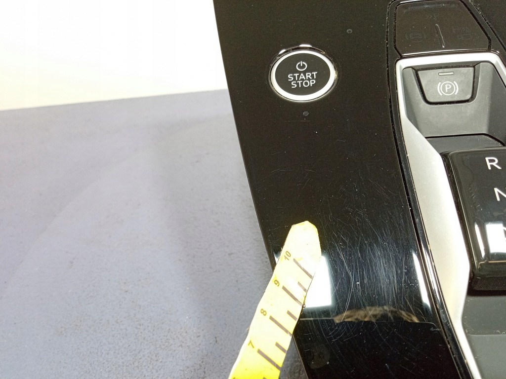 фото №11, Audi q4 e-tron рамка dekor перемикання передач 89a864241