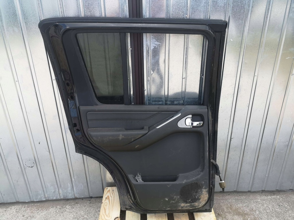 фото №7, Дверь левая задние nissan pathfinder r51 чёрные