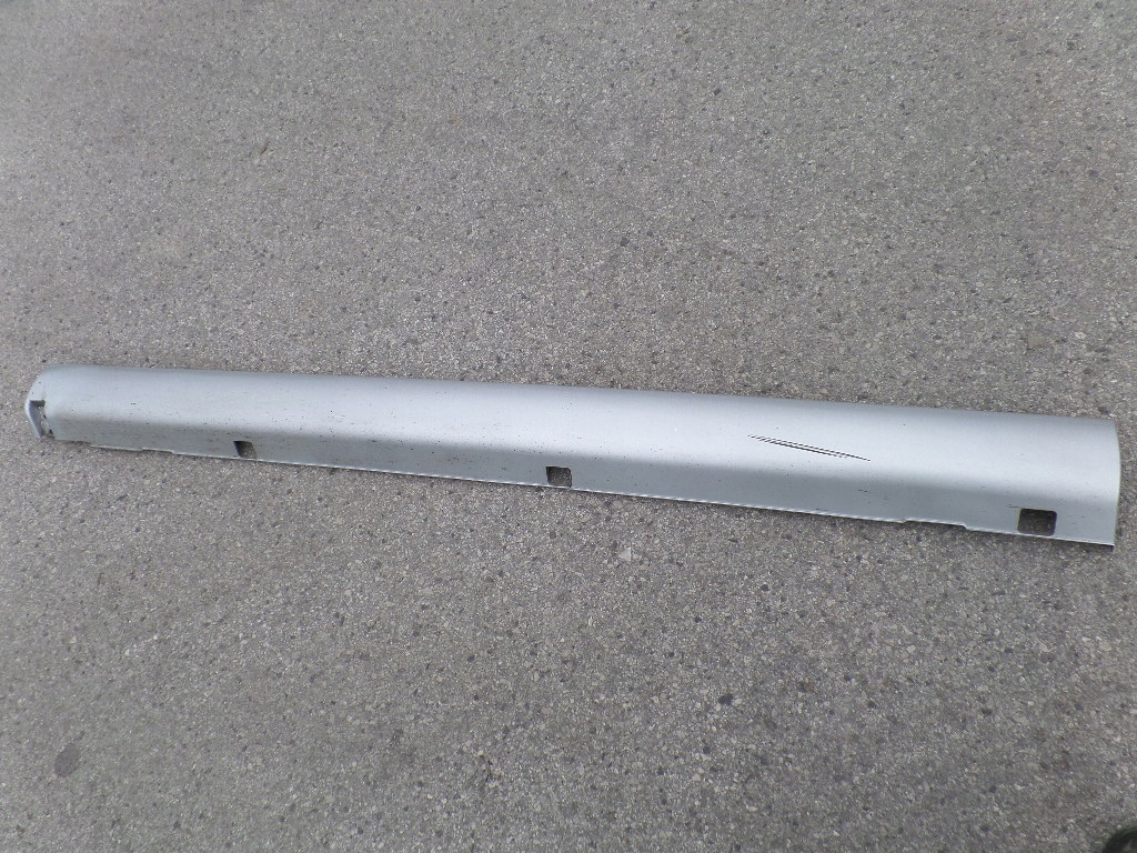 фото №1, Kia sorento i 3d молдинг порог левая 87770-3e500