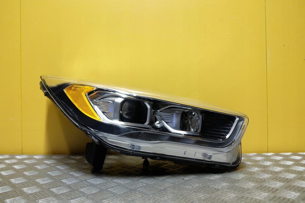 фото №1, Ford escape 2017- фара лампа ксенон з led світла права usa