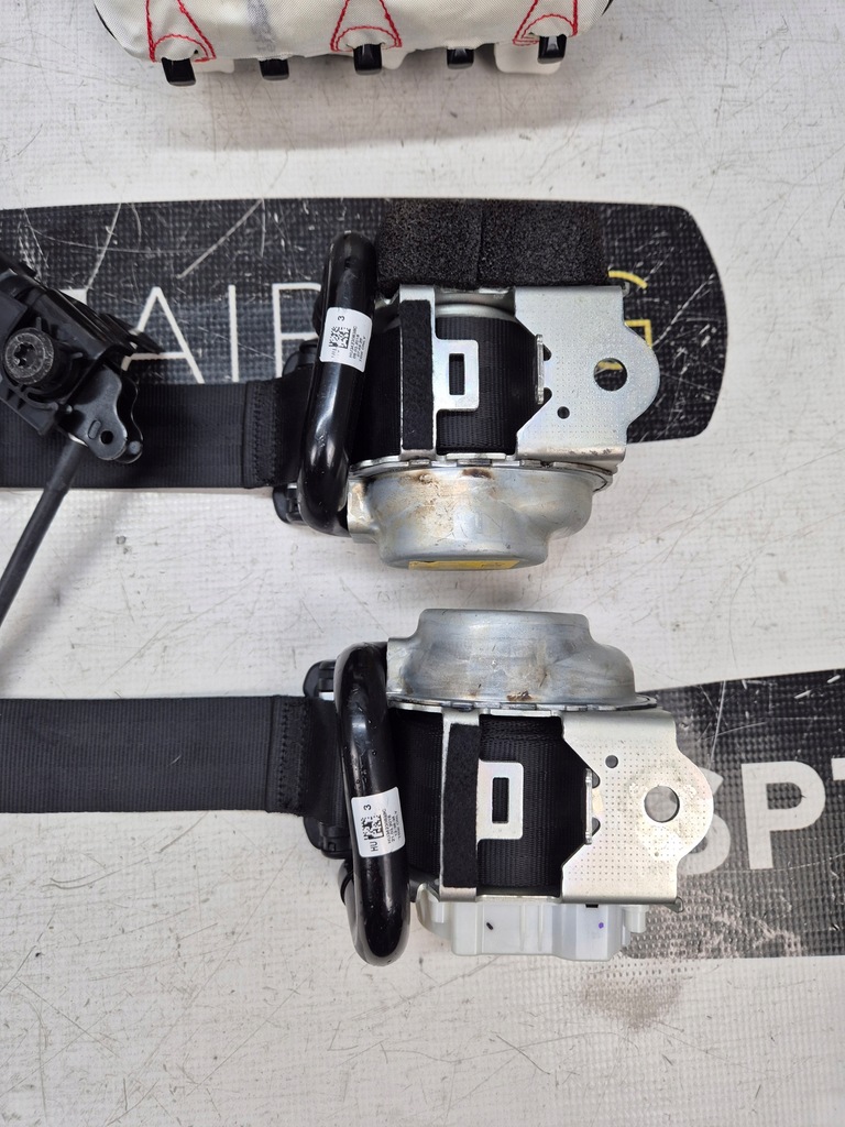 фото №9, Giulia панель приладів консоль подушки безпеки ремені подушка безпеки