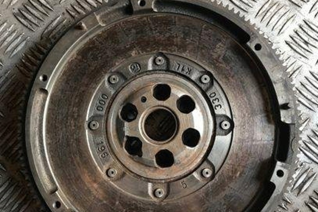 фото №15, Комплект сцепления vw passat variant b6 3c5 03l105266bs 2.0l дизель 103kw