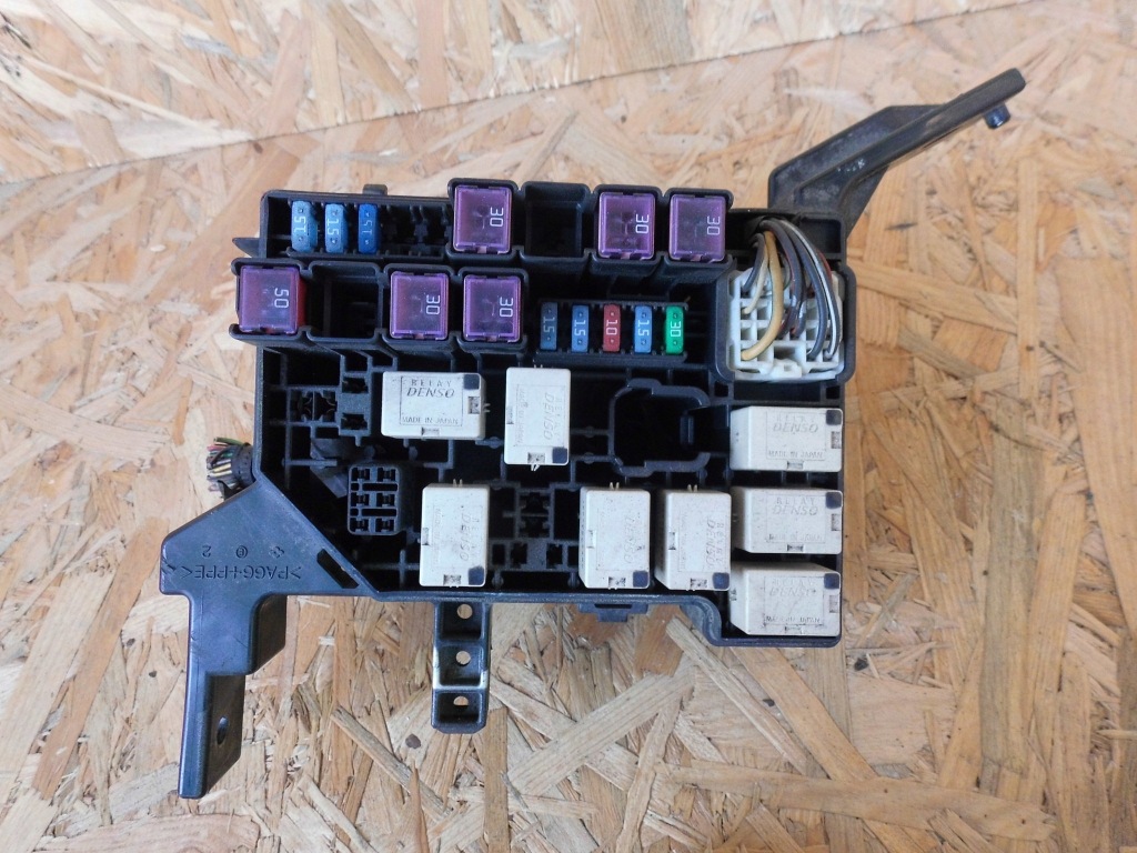 фото №6, Коробка предохранителей suzuki swift mk6