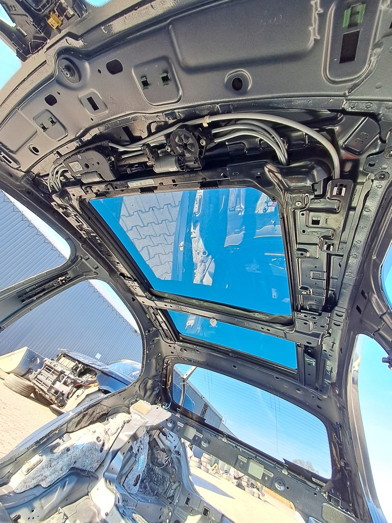 фото №6, Дах панорама mercedes c klasa w205 sedan