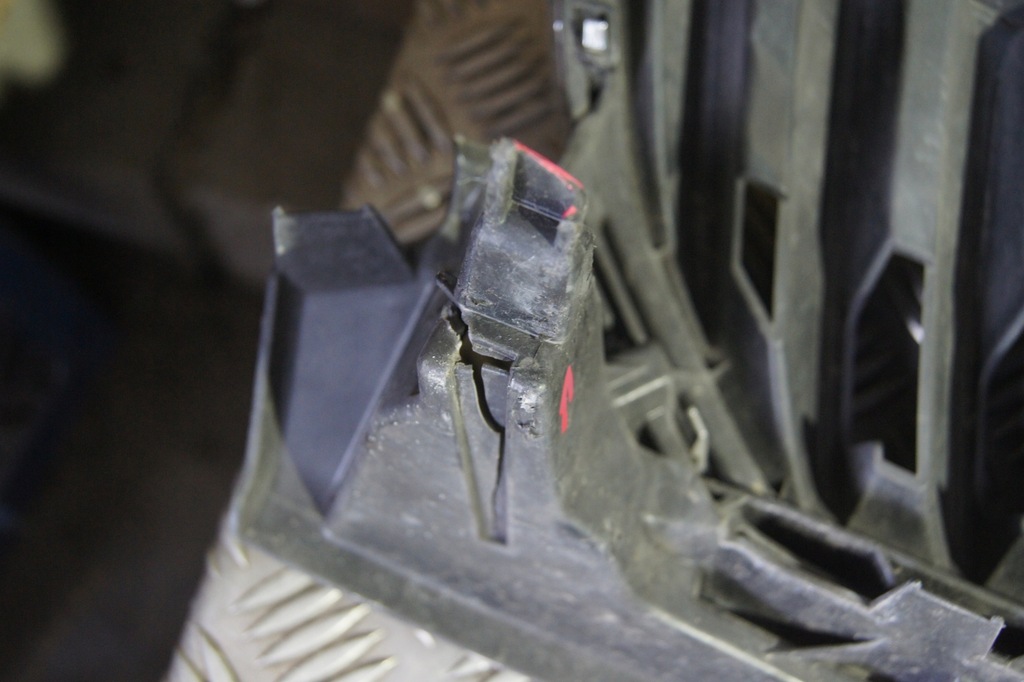 фото №7, Решітка радіатора решітка радіатора skoda fabia iii 6v0853653