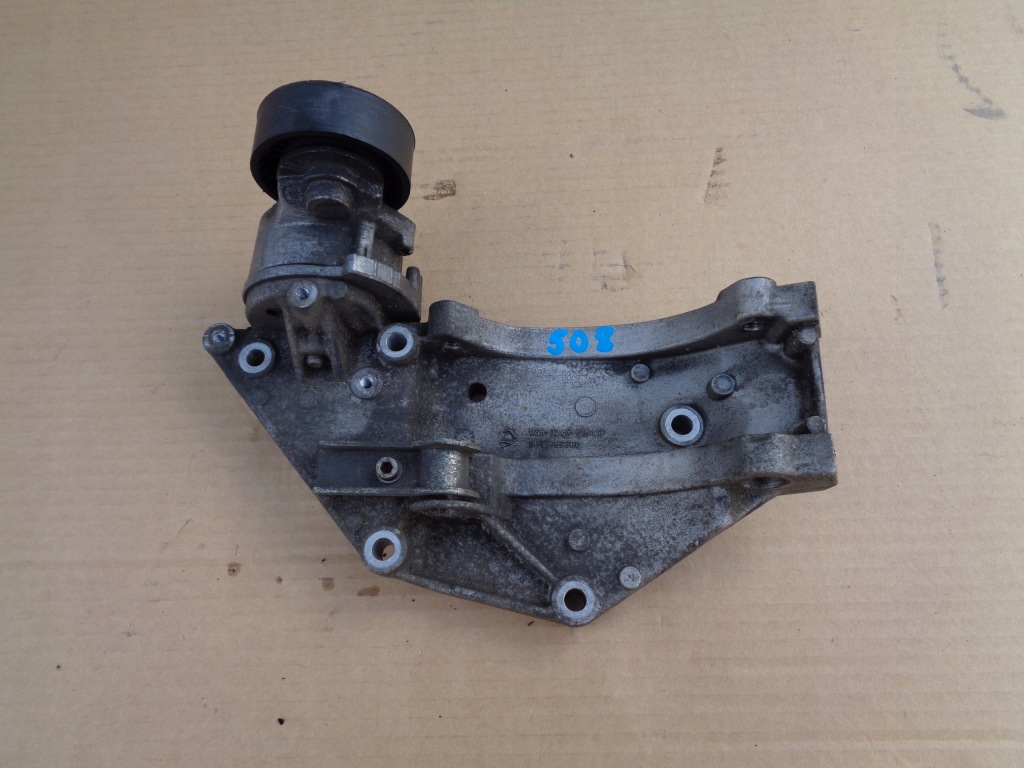 Купити Основа кронштейн генератора peugeot 508 2.0 hdi