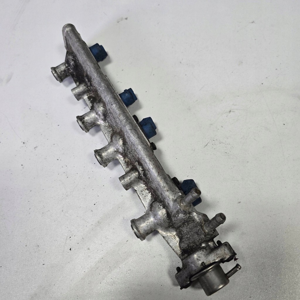 Купить Opel vectra b 2000 0280160515 молдинг впрыскная 0280160515