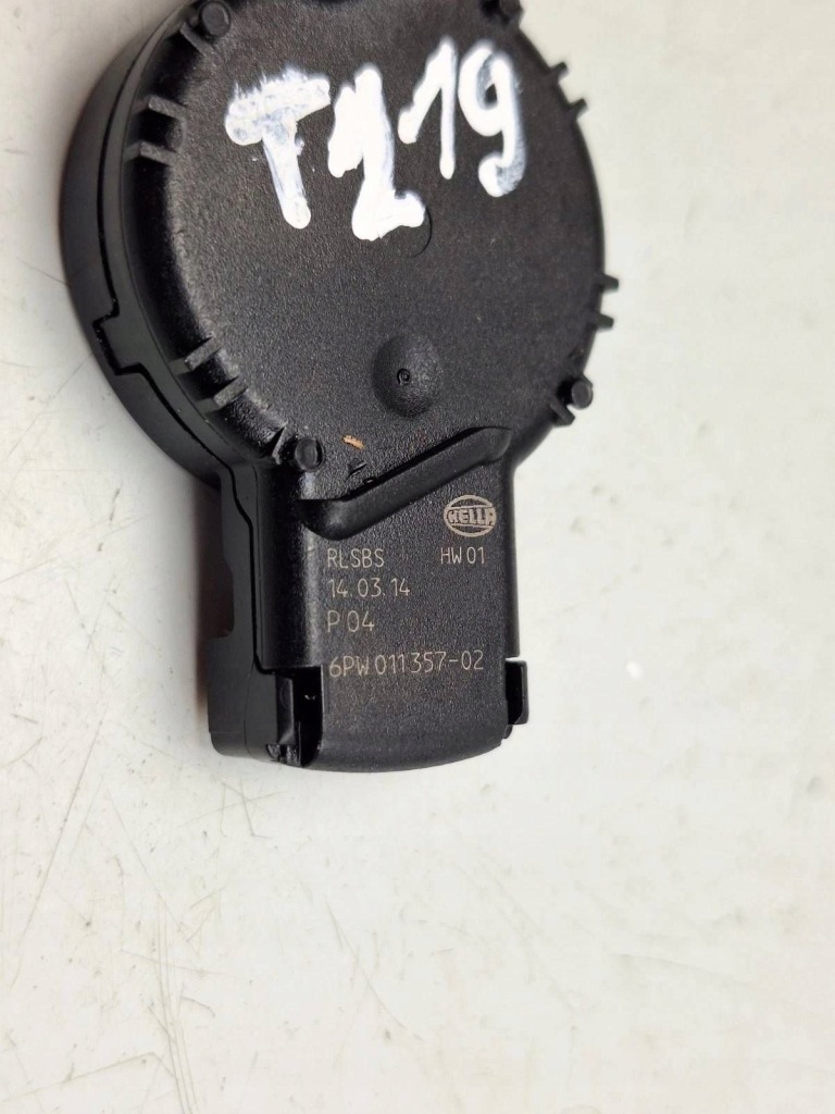 Датчик дождя tesla model s 6pw01135702 Киев