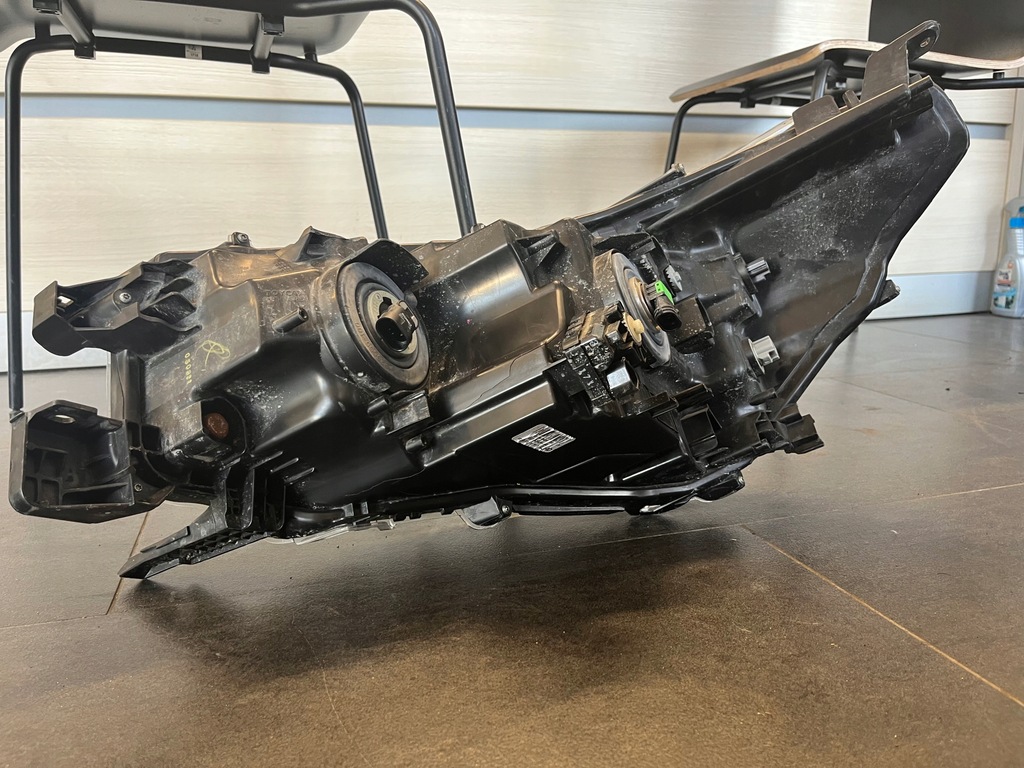 фото №8, Лампа правая передняя toyota hilux viii обычная