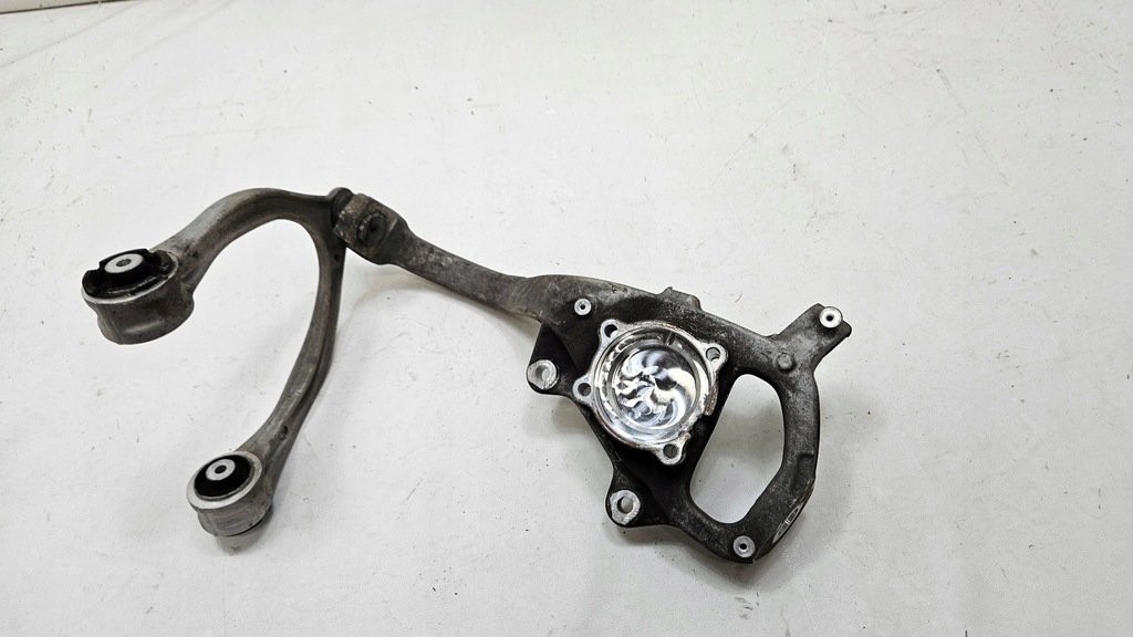 фото №6, Поворотный кулак рычаг правый mercedes c-klasa w205