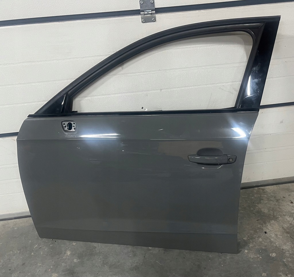 фото №1, Audi a3 8v lift 5d sportback дверь перед левая lx7b