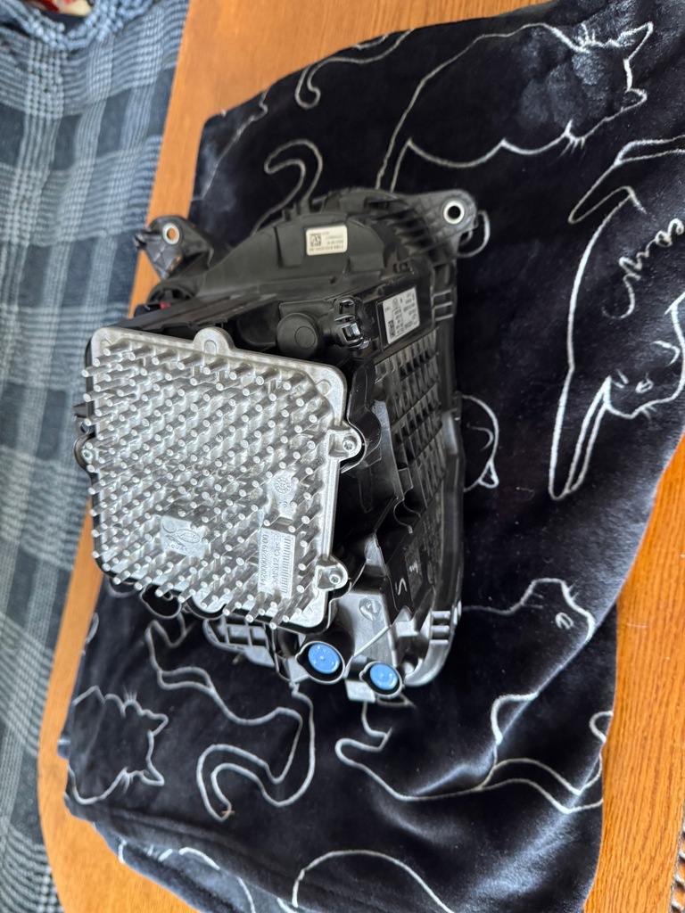 фото №9, Land rover defender l663 ii правая лампа передняя full led идеальное состояние