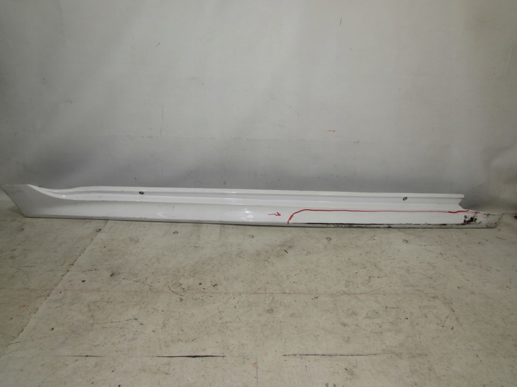 фото №1, Молдинг накладка порог правая toyota yaris iv 4 75850-k0080