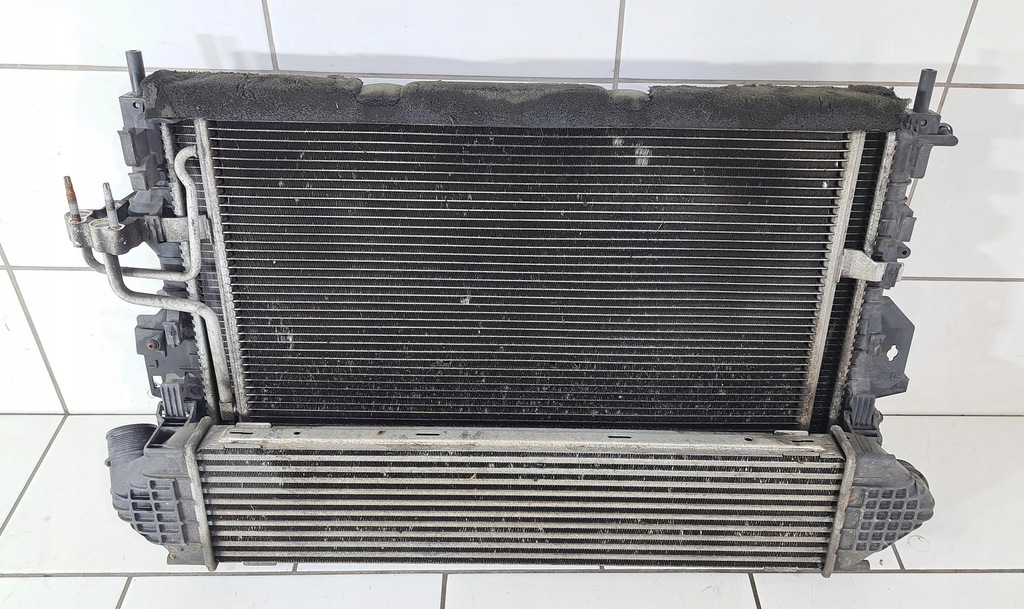 фото №5, Ford kuga mk1 2.0tdci радиатор + вентилятор комплект