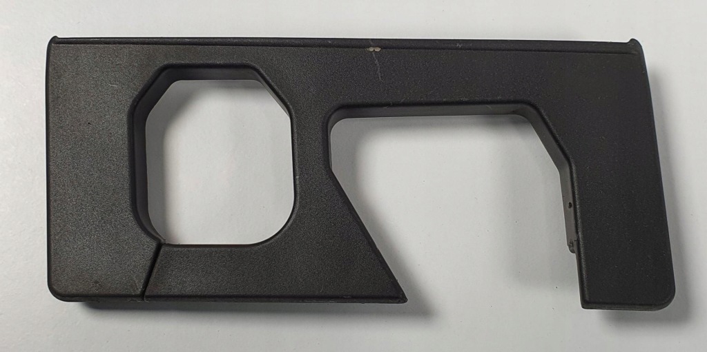 Купити Захист шарнір кришки права mercedes w169