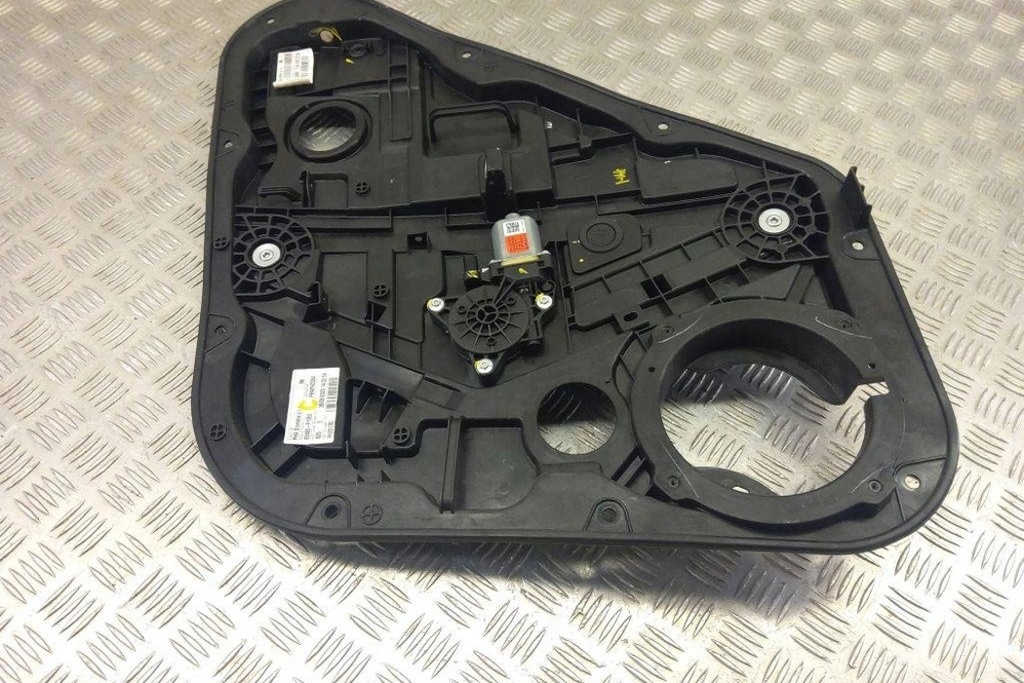 фото №11, Підйомник скло задніх правих двері kia sportage v nq5 83480f1050 1.59l