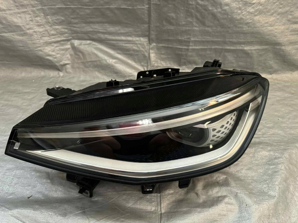 фото №1, Лампа передняя левая vw id.4 full led iq light 11b941035m