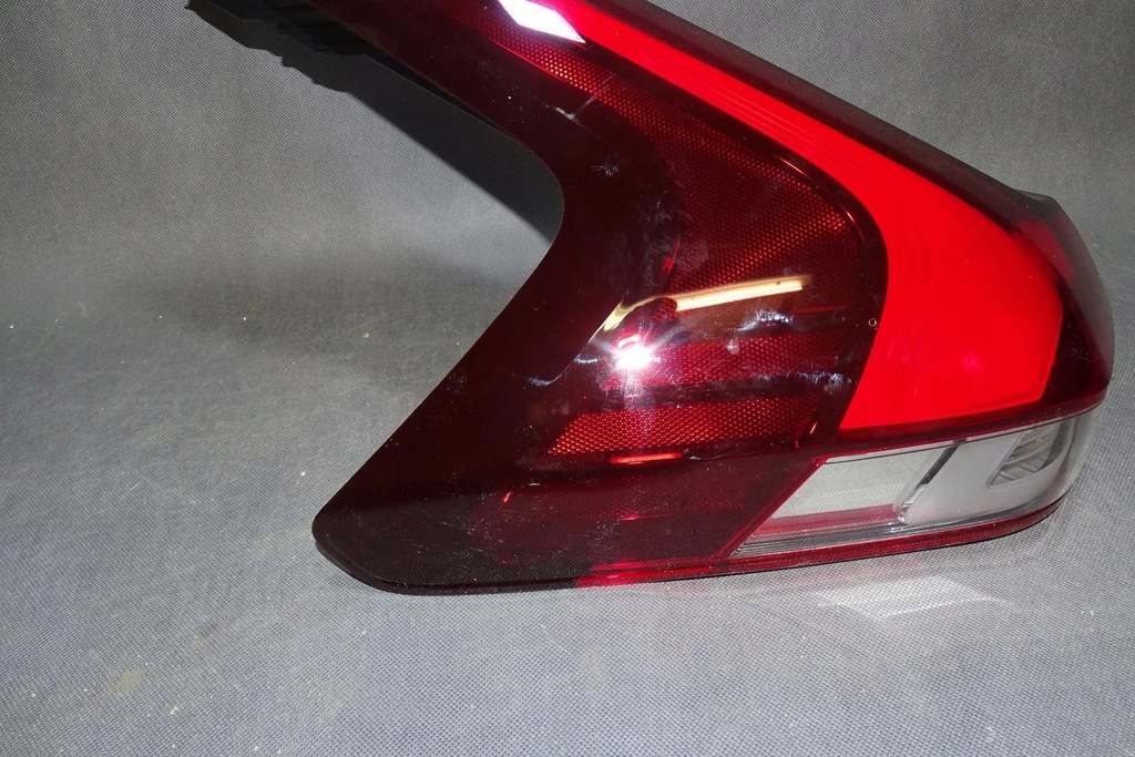 фото №3, Mitsubishi eclipse cross lift 21- лампа led левая