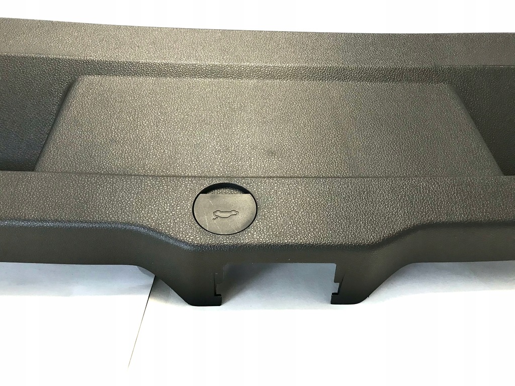 фото №13, Vw jetta оббивка кришки задня 5c6867605a