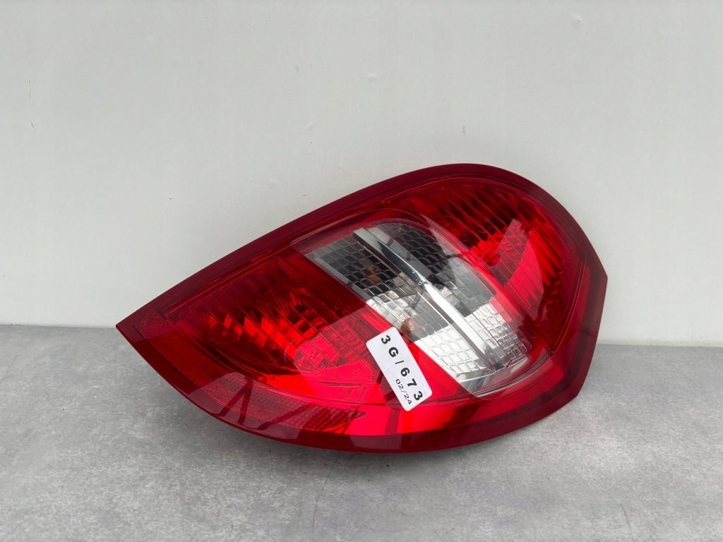 Купить Mercedes a-klasa w169 lift правая лампа задний  + вкладыш 08-12 rok 3g/673