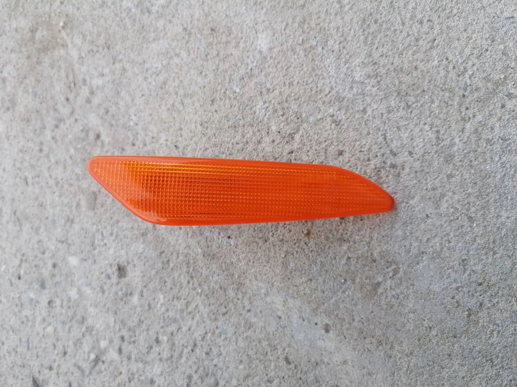 фото №1, Поворотник крыла левый alfa romeo 156