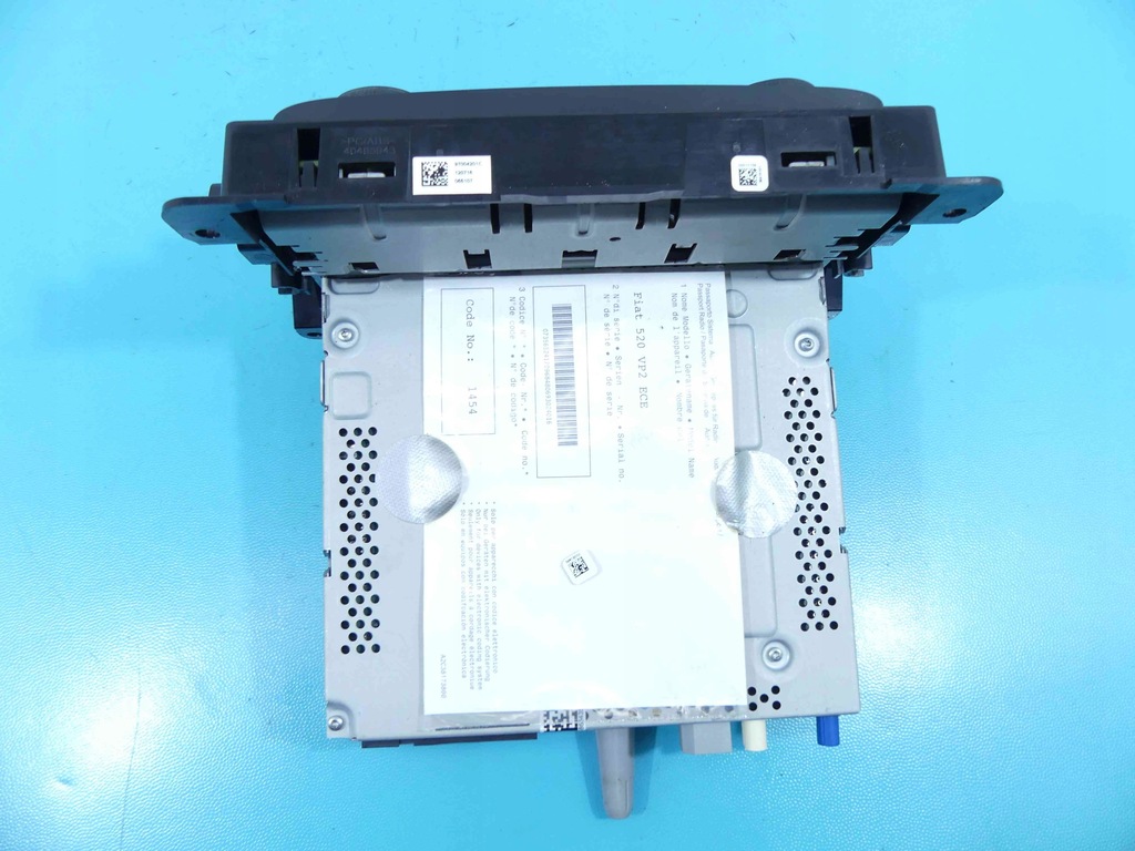 фото №7, Радио заводской jeep renegade 14- радиопроигрыватель