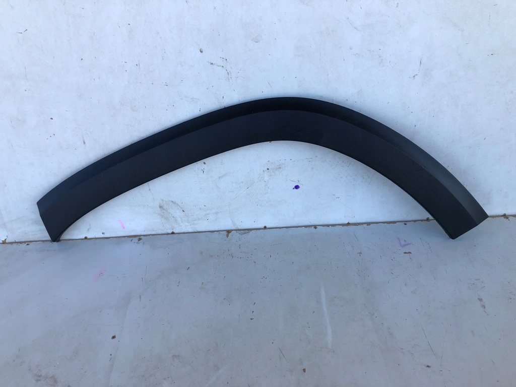 фото №1, Mercedes glb молдинг крыла задняя