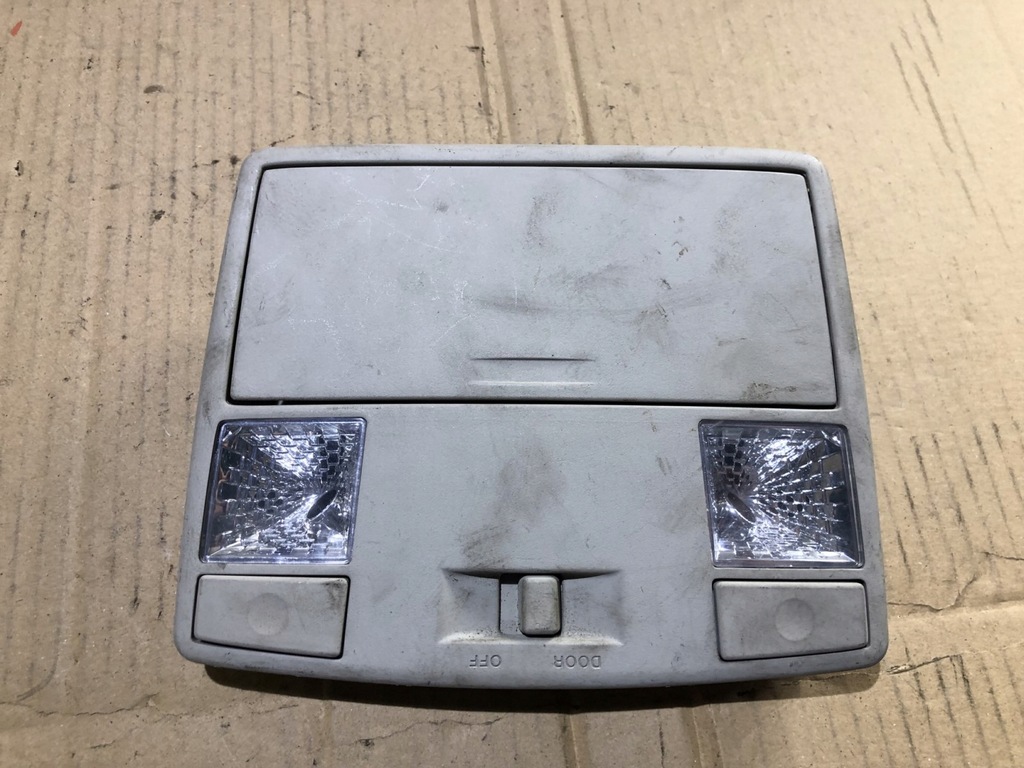 фото №1, Лампа потолочный освещение mazda 5 i gk2a69970