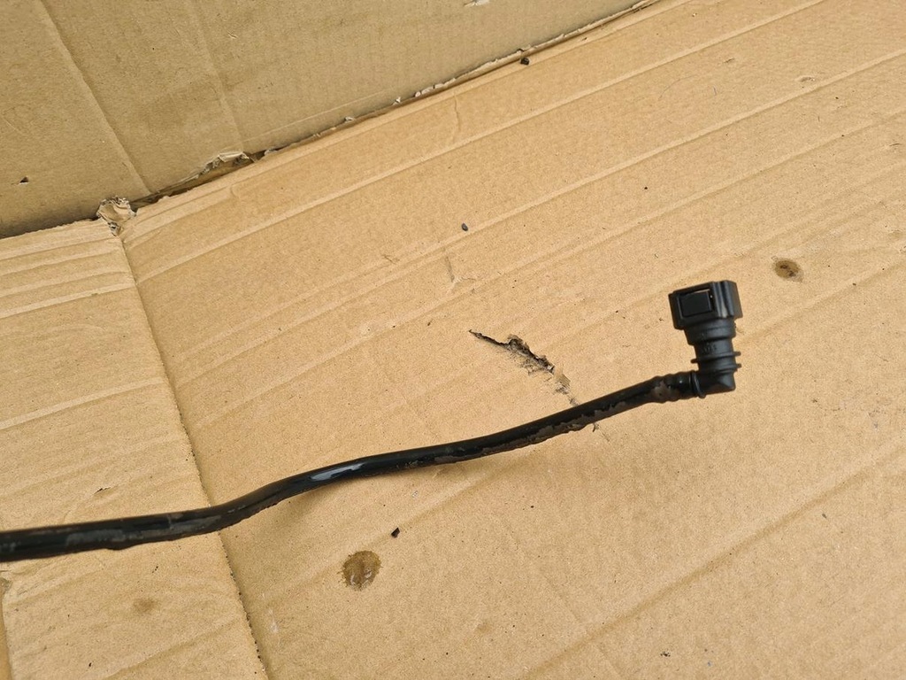 фото №6, Шланг топлива трубка dacia logan sandero 1.4 1.6 8v 8200724007