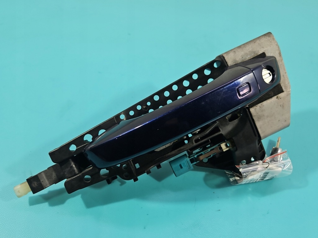 фото №1, Ручка перед левая наружная audi a7 4g 4h1837885 granatowy lx5p жало