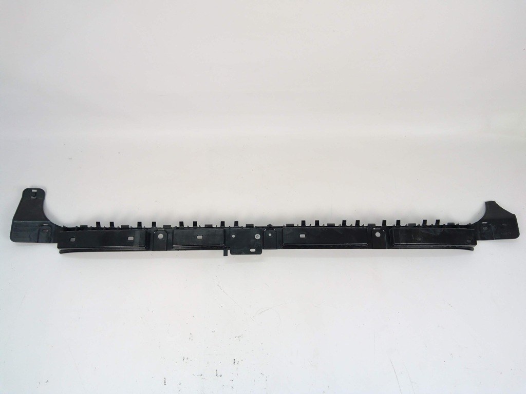 фото №1, Tesla model 3 кронштейн напрямна бампера задня 2021+