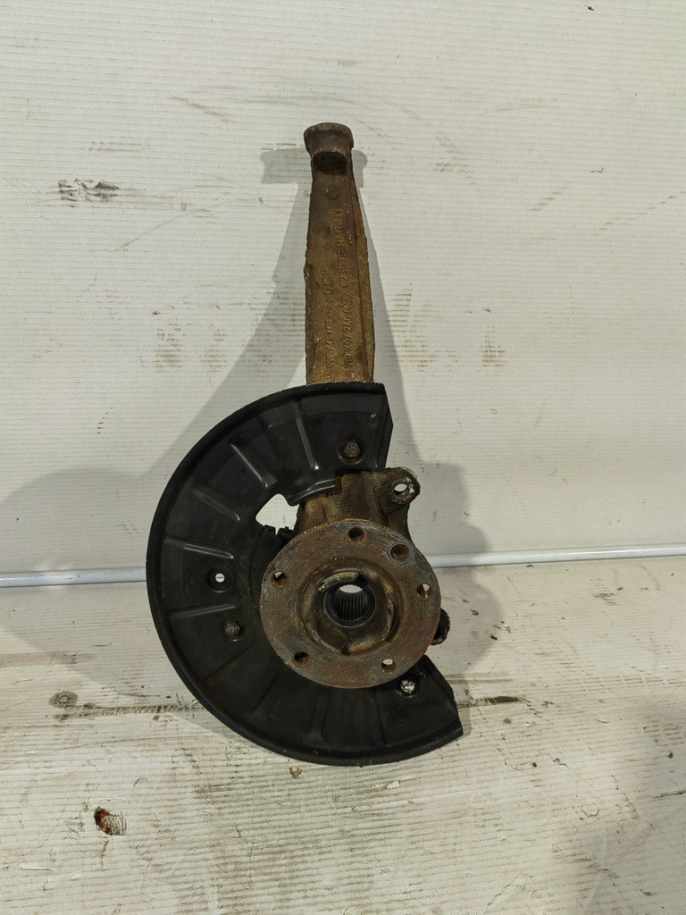 фото №1, Vw touareg ii 7p поворотний кулак правий перед