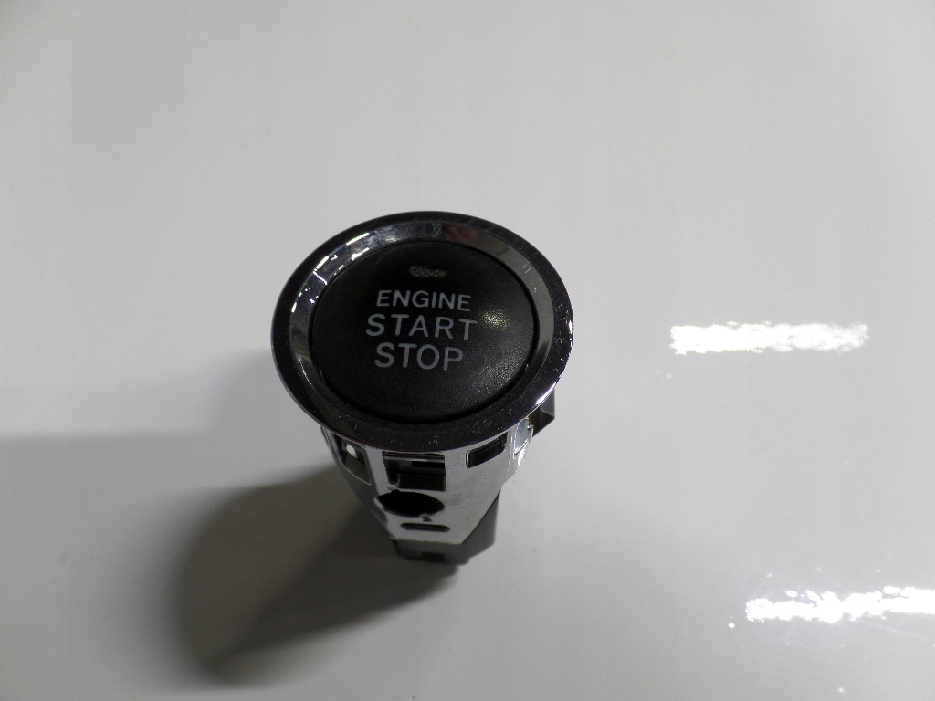 фото №1, Toyota corolla verso ii кнопка запуск стоп