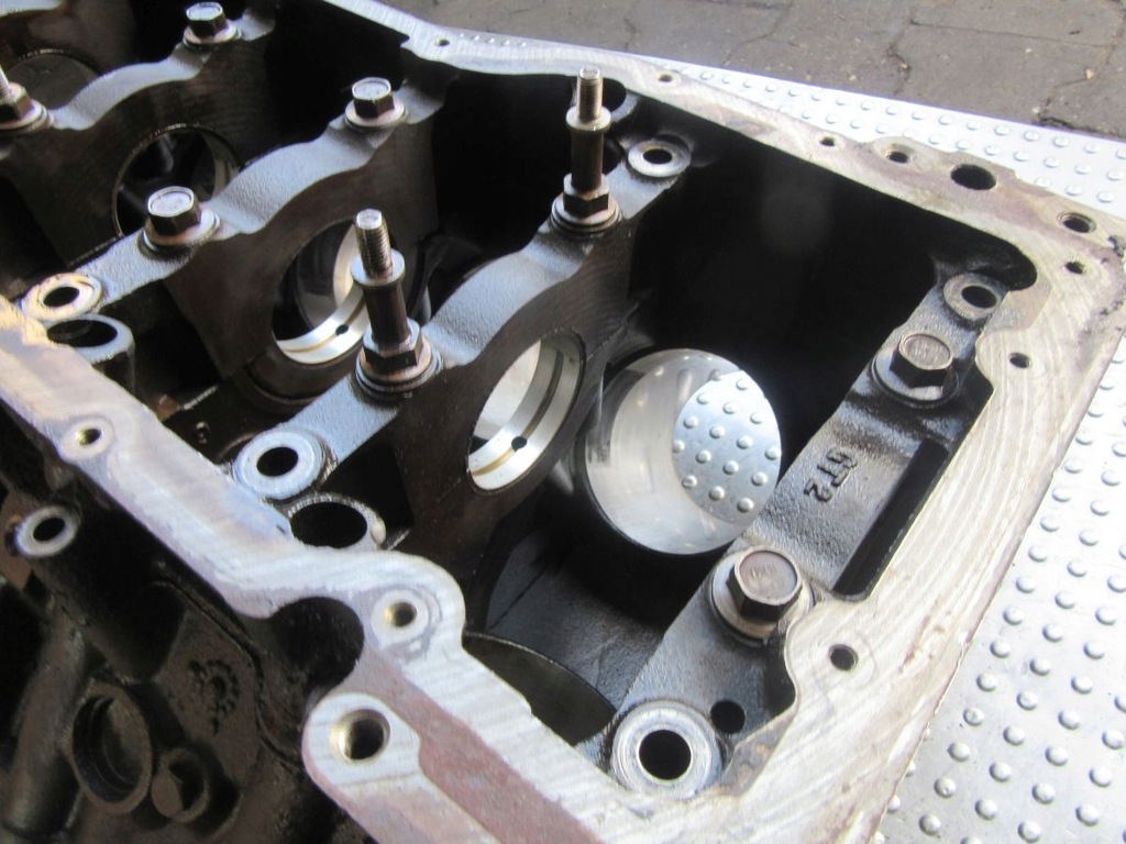 фото №11, Dodge durango i 4.7i 2001 блок двигуна