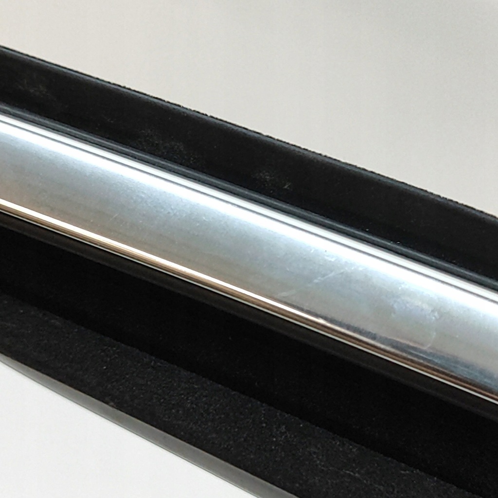 фото №5, Skoda enyaq iv 2021 правая сторона молдинг / прокладка стекло дверь