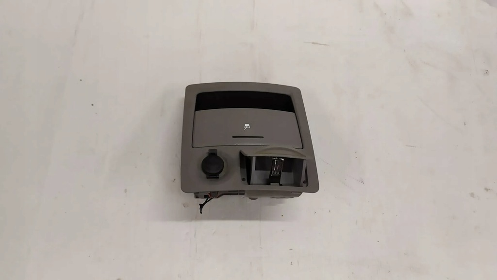 фото №11, Панель кронштейн na кружки пепельница задняя kia sorento i