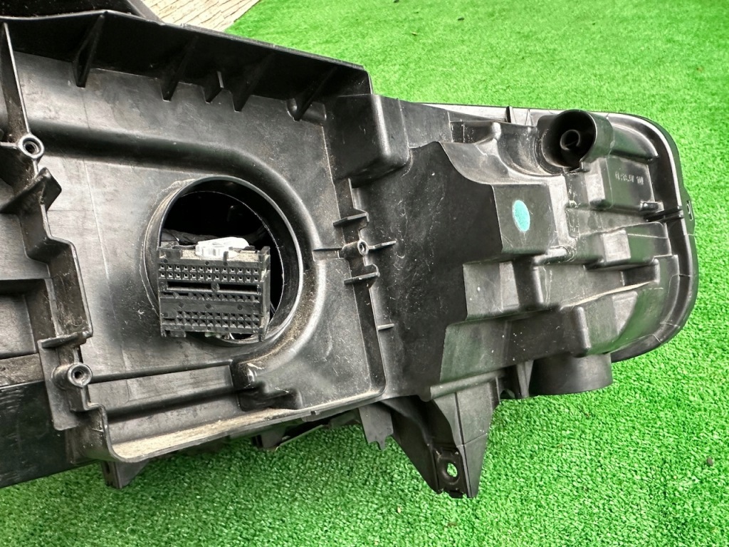 фото №6, Лампа bmw 1 f40 адаптивный led 9482811