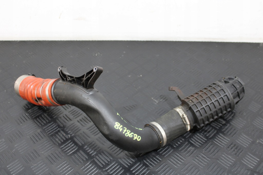 фото №1, Труба шланг інтеркулер 8478670 bmw 1 f40 m-pakiet